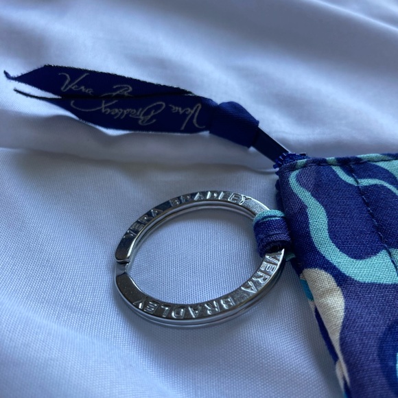 Blue Vera Bradley ID wallet - Picture 5 of 5